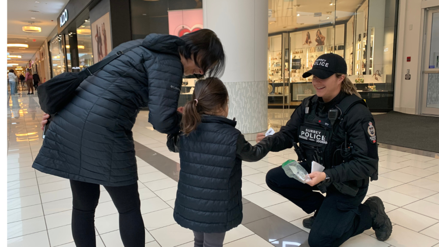 cop with kid